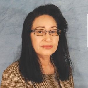 Meet your Posher, Joanita